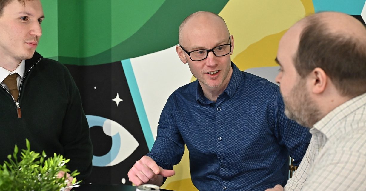 Entec Si change consultants discuss application rationalisation.